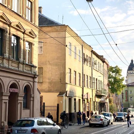 Romantic Apartments-In Center 8 7A Lviv Buitenkant foto